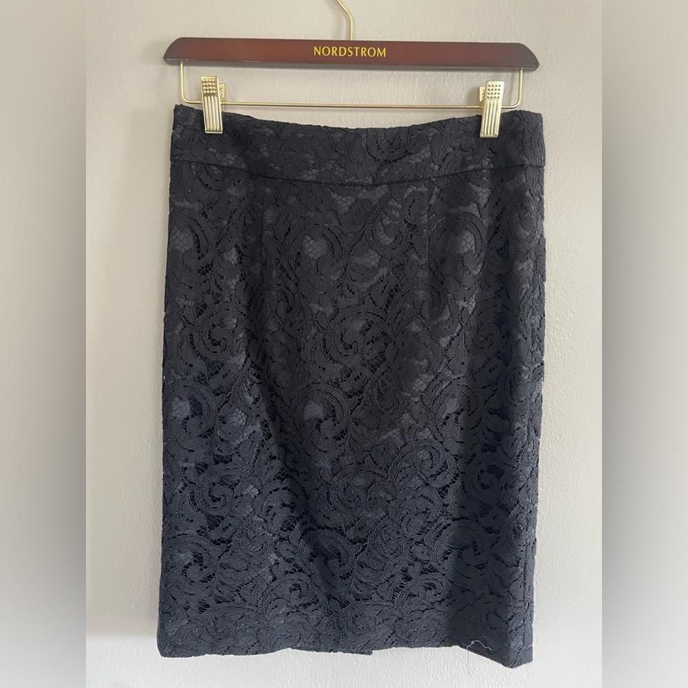 Banana Republic lace black classy skirt